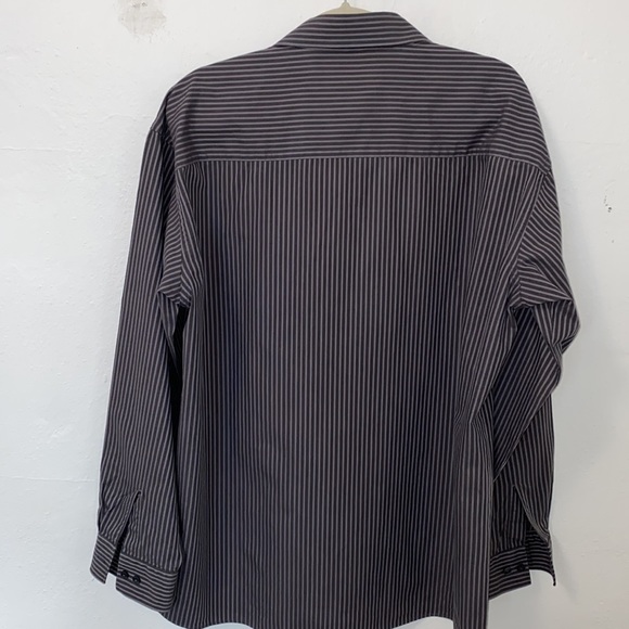 Men's Kenneth Cole Grey Striped Button Down Dress Shirt. Size: L 16 1/2 34/35 - Picture 5 of 5
